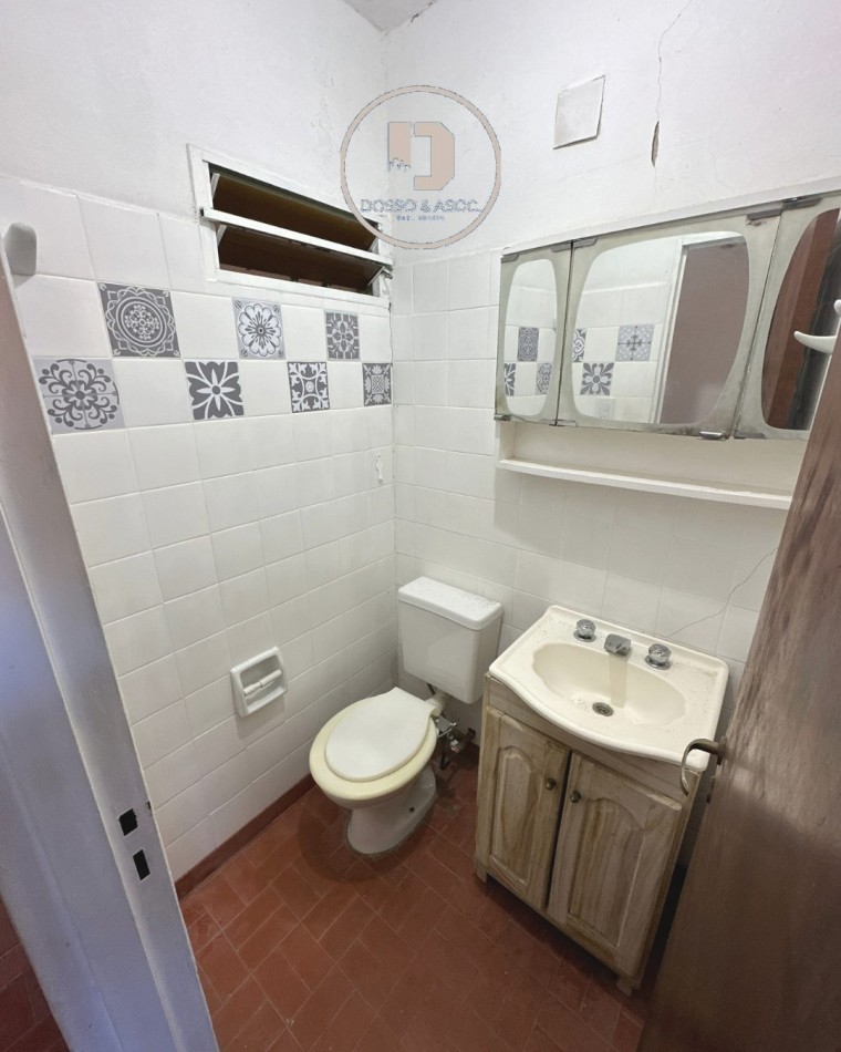  PROPIEDAD DE USOS MULTIPLES CON PISCINA Y AMPLIO GALPON