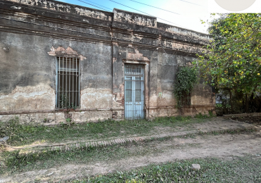 VENDE CASA A RECICLAR O DEMOLER EN AV. MORENO-FONTANA